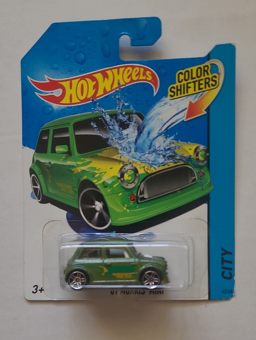 Hot Wheels Color Shifters `61 MORRIS MINI